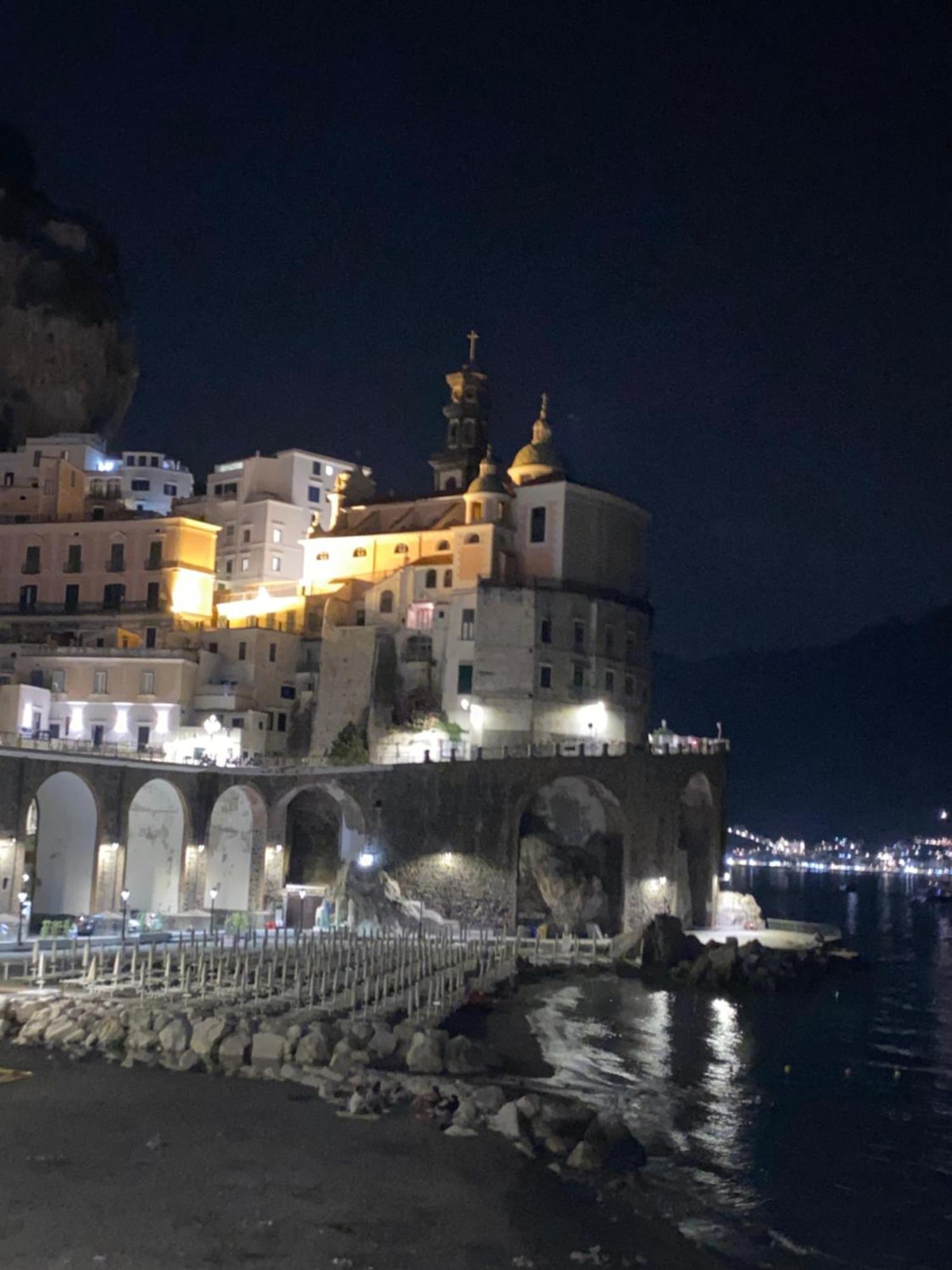 Portacatena Suite Salerno Exterior photo
